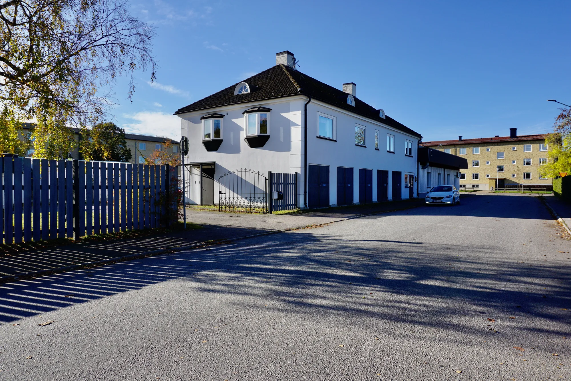 Hyresfastighet bostad/lokaler, Mjölbygatan, Skänninge – bild 2